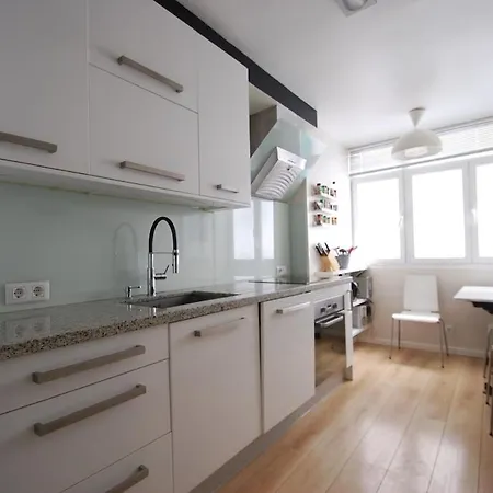 Apartmán Bright With 3 Bedrooms, 2 Bathrooms And Wi-fi Oviedo